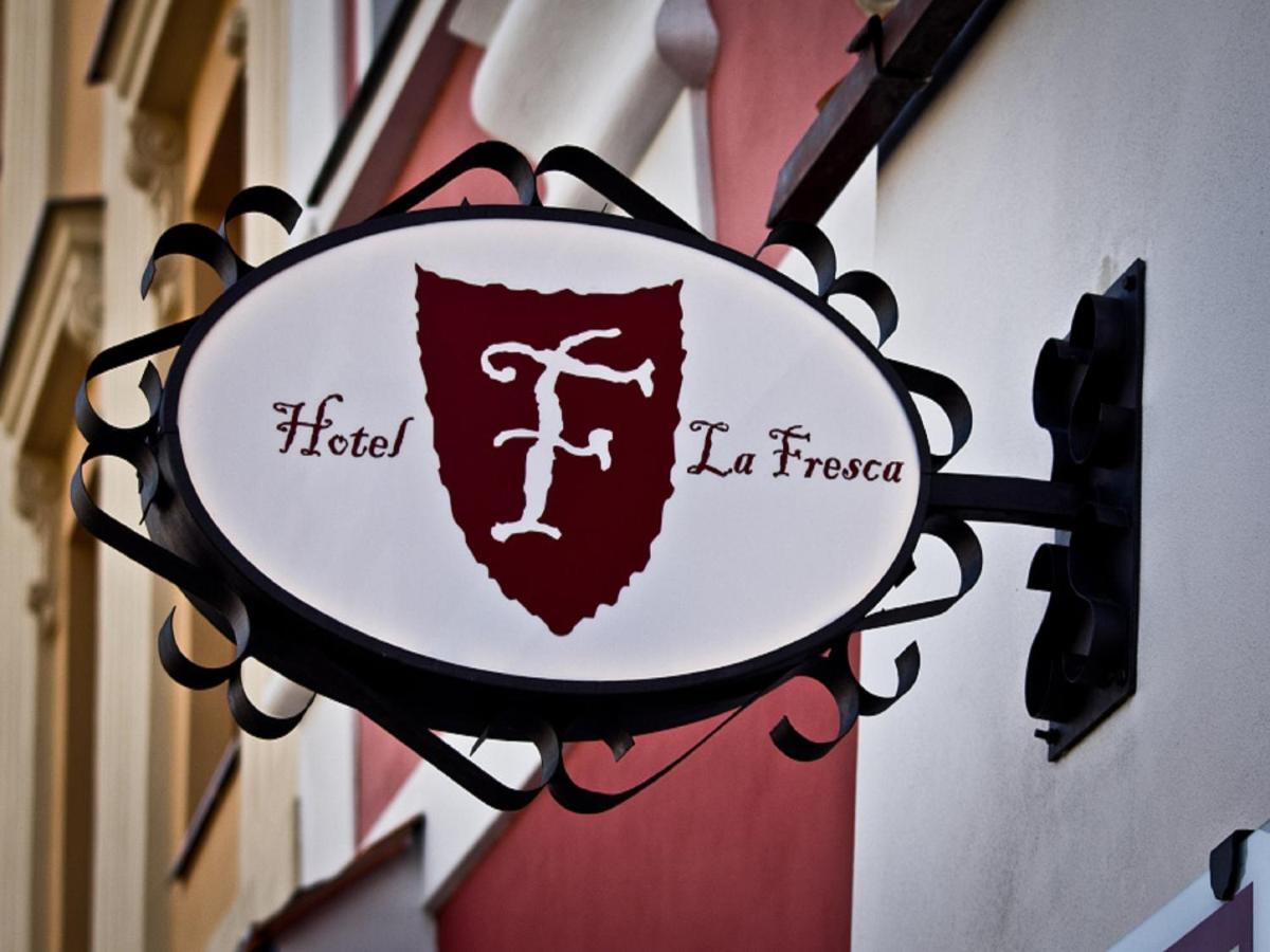 La Fresca Hotel Kroměříž Eksteriør billede